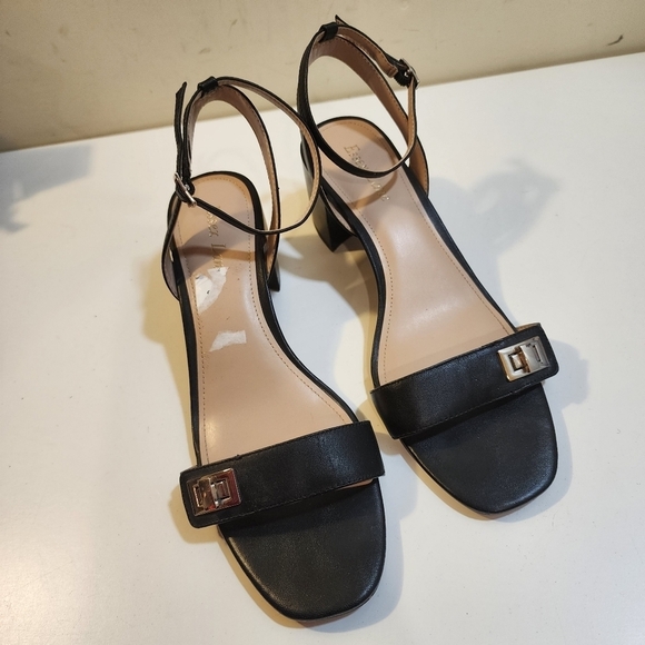Essex Lane Saviava black medium block heels sandals size 9 1/2 - Picture 8 of 10